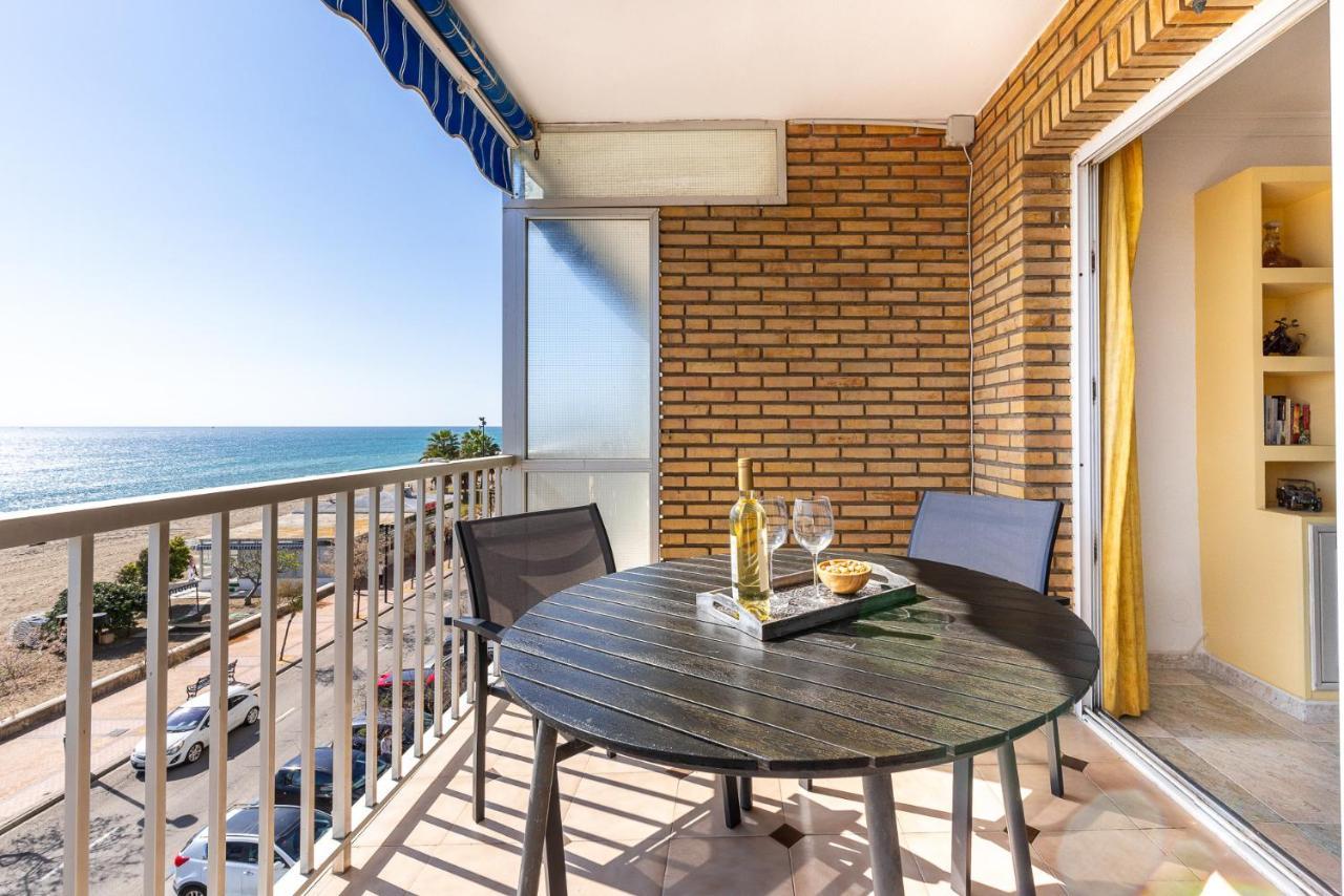 Maritimo Fuengirola - Beach Apartment First Line Экстерьер фото